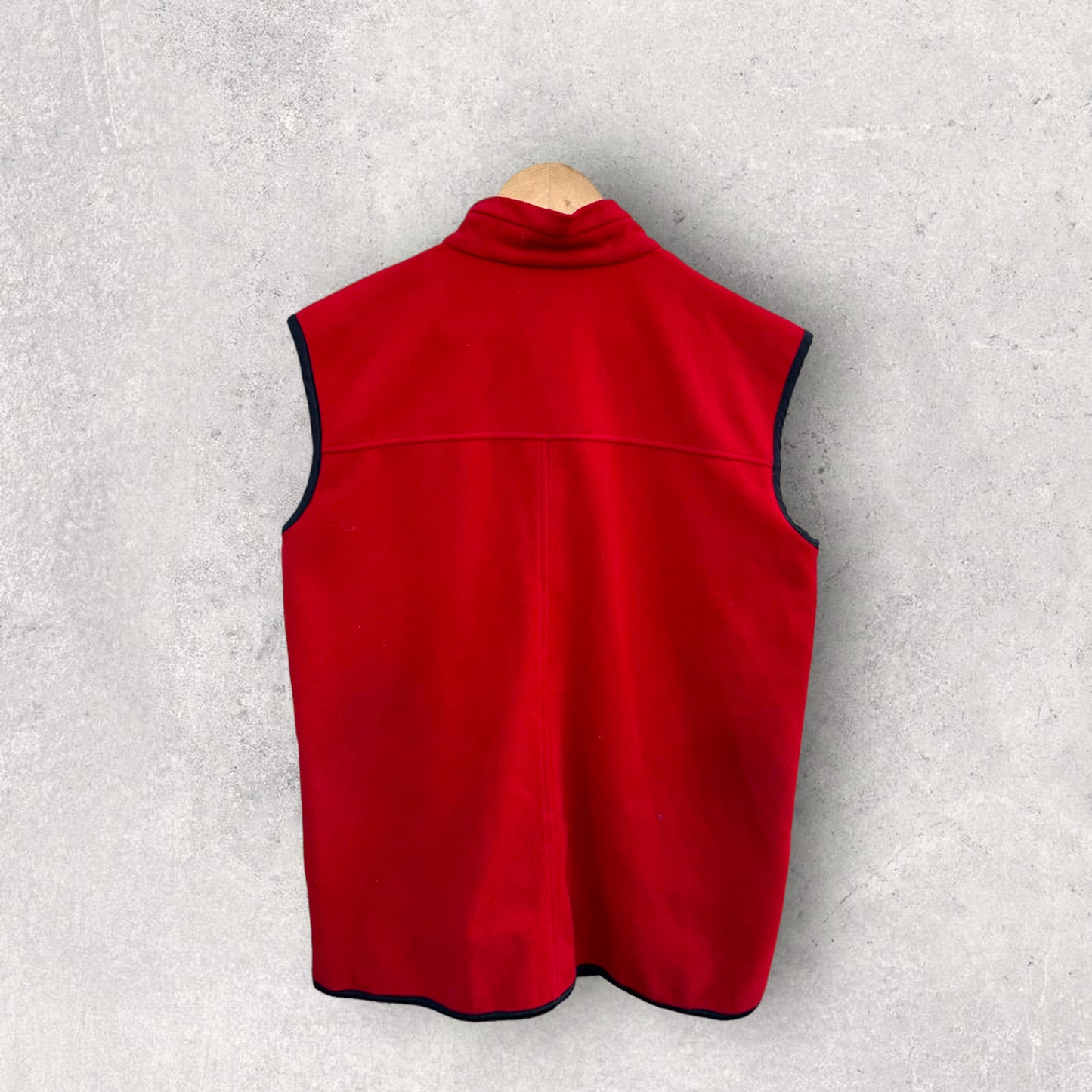 KATHMANDU SLEEVELESS FLEECE JACKET