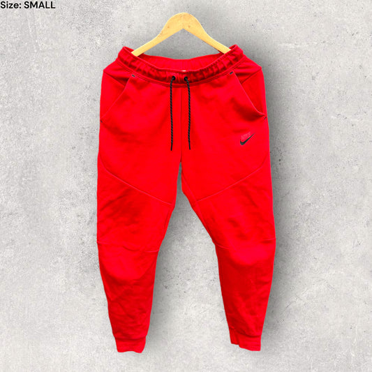 NIKE RED TECH FLEECE SWEAT PANTS