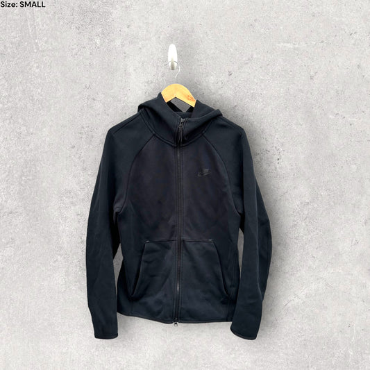 NIKE BLACK HOODED TECH FLEECE