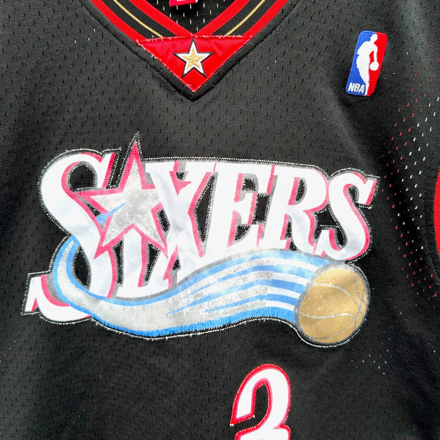 ALLEN IVERSON PHILLY 76ERS HARDWOOD CLASSIC JERSEY