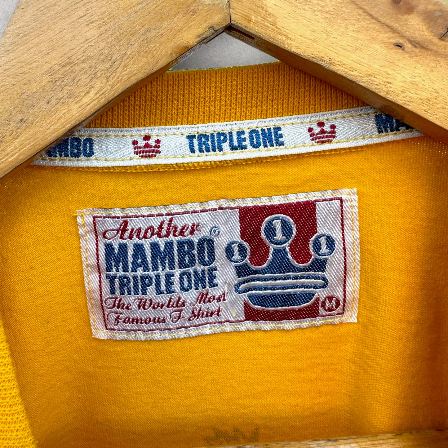 MAMB0 2001 VINTAGE T-SHIRT