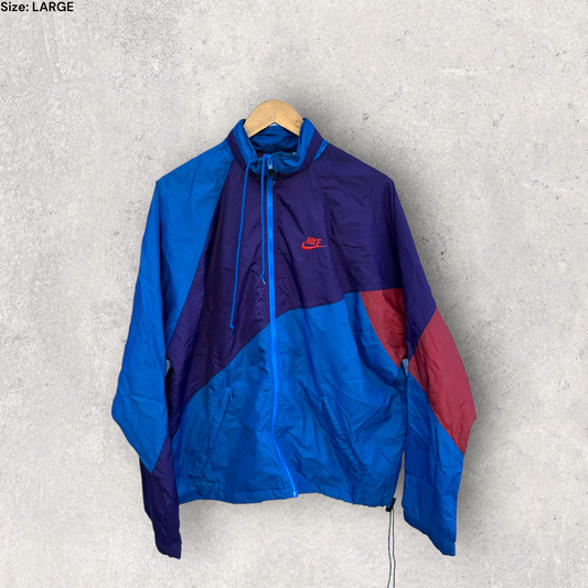 NIKE VINTAGE WINDBREAKER